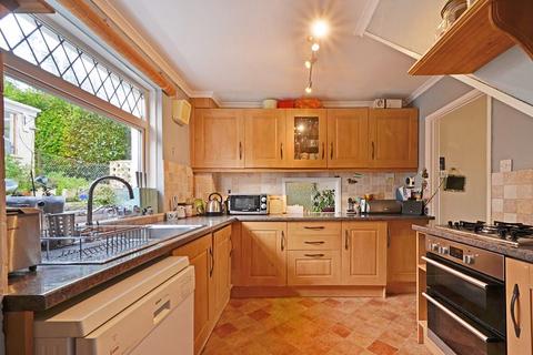 4 Gwarnick Road, Truro, TR1 2LF