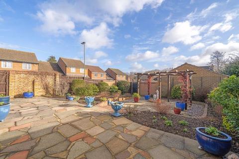 4 bedroom detached house for sale, Goldfinch Close, Orpington