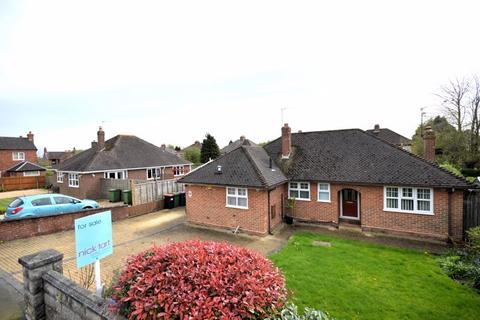 3 bedroom bungalow for sale, Gouldbourne Road, Telford TF2
