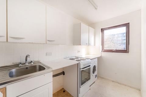 Flat 3, 48 Bakers Hill, London, E5 9HL