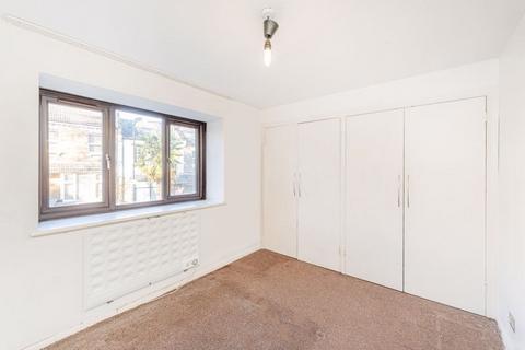 Flat 3, 48 Bakers Hill, London, E5 9HL