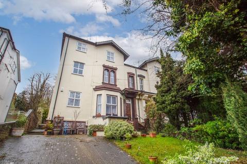 2 bedroom flat for sale, Cobham Terrace Bean Road, Greenhithe DA9