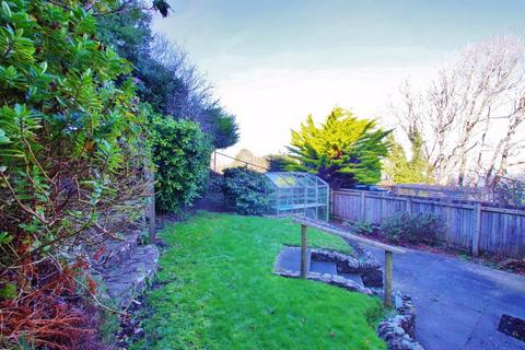 3 bedroom detached house for sale, Grattons Drive, Lynton