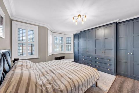 17 Elliott Road, Bromley, BR2 9NT