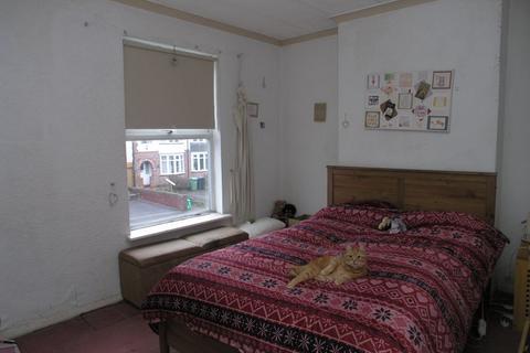 3 bedroom terraced house for sale - Bromsgrove Road, Halesowen B63