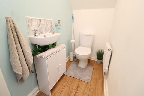3 Broadhead Close, Kilnhurst, Mexborough, S64 5WE
