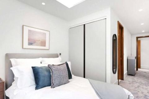 2 bedroom apartment to rent, Kensington, London W8