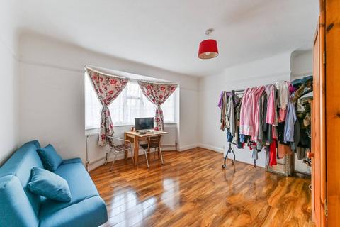 62a Warwick Road, Thornton Heath, CR7 7NE