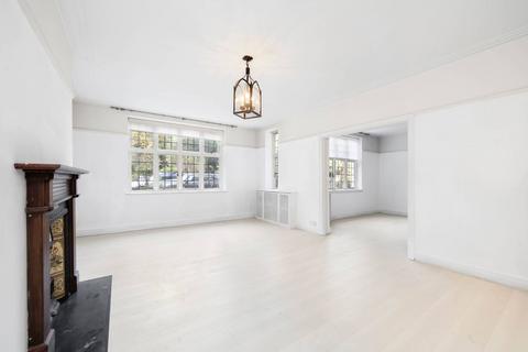 4 bedroom flat to rent, Wildcroft Manor, Putney, London, SW15