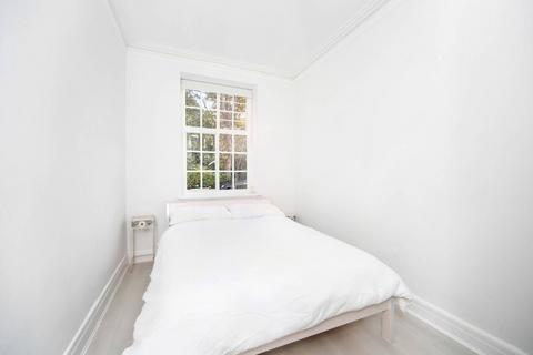 4 bedroom flat to rent, Wildcroft Manor, Putney, London, SW15