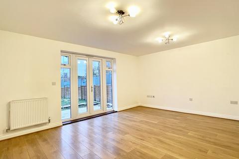 3 Darwin Avenue, Dartford, DA1 5RR