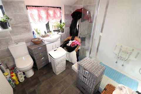32 Manor Road, Erith, DA8 2AF