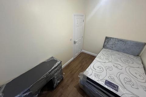 1 bedroom in a house share to rent, Room in shared House - Malvern Road - LU1 1LQ