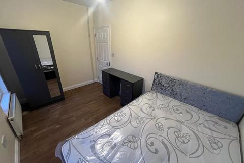 1 bedroom in a house share to rent, Room in shared House - Malvern Road - LU1 1LQ