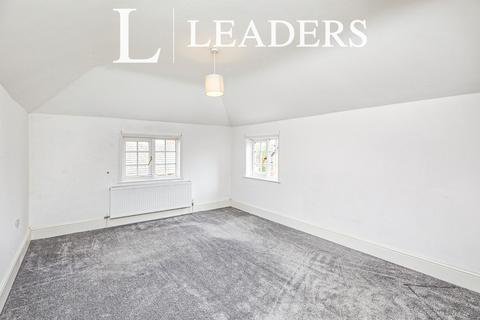 3 bedroom detached house to rent, Church Road, Rolleston On Dove