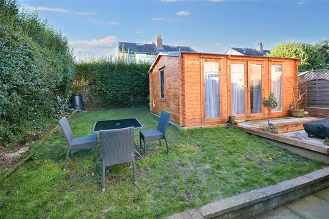 49 Kirkstall Mount, Leeds, LS5 3DP