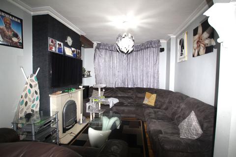 3 bedroom terraced house for sale - Lopen Road, London