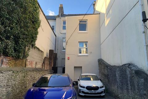 Retail property (high street) to rent, Plymouth PL4