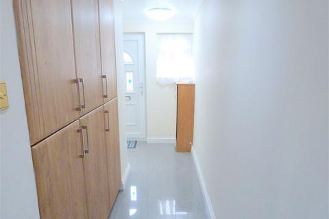 63 Dovedale Close, Harefield, Uxbridge, UB9 6DQ