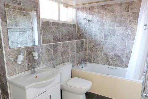 63 Dovedale Close, Harefield, Uxbridge, UB9 6DQ