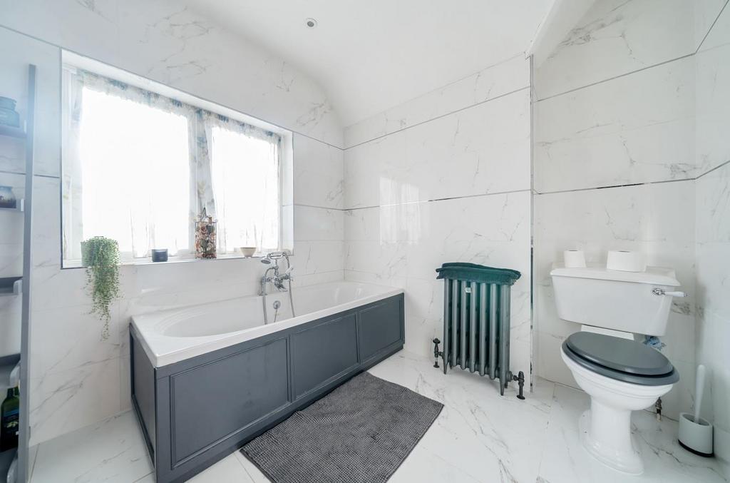 Davidson Frost-Wellings, DFW, Bushey Hall Road, Bu