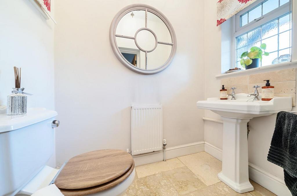 Davidson Frost-Wellings, DFW, Bushey Hall Road, Bu