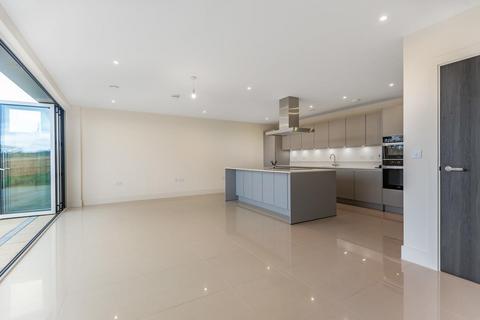 19 Cornforth Lane, London, NW7 1SW