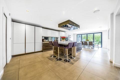14 The Rise, Elstree, Borehamwood, WD6 3JU