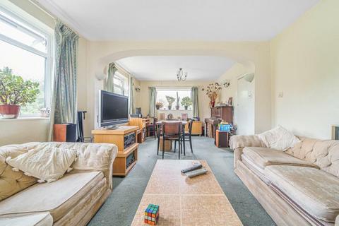 3 bedroom house for sale - Du Cros Drive, Stanmore HA7