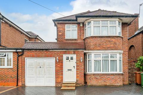 3 bedroom detached house for sale, Wemborough Road, Stanmore HA7