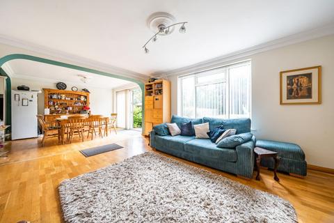 53 The Rise, Elstree, Borehamwood, WD6 3JS