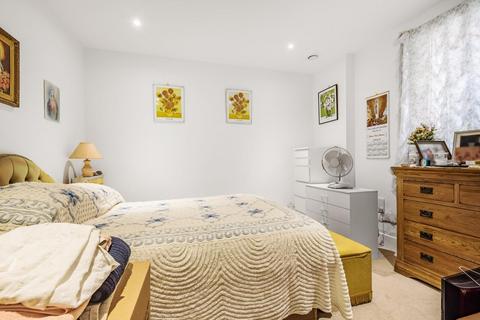 3 bedroom flat for sale, Woodfield Road, London W9