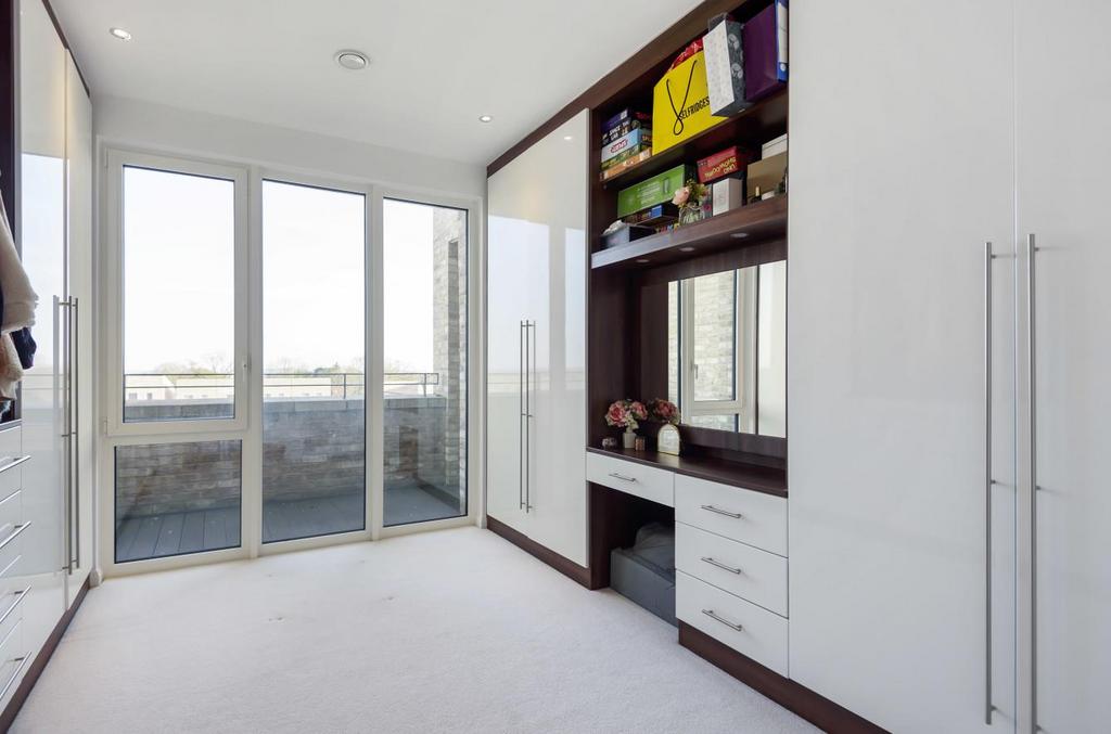 Davidson Frost-Wellings, DFW, Welford Court, Edgwa