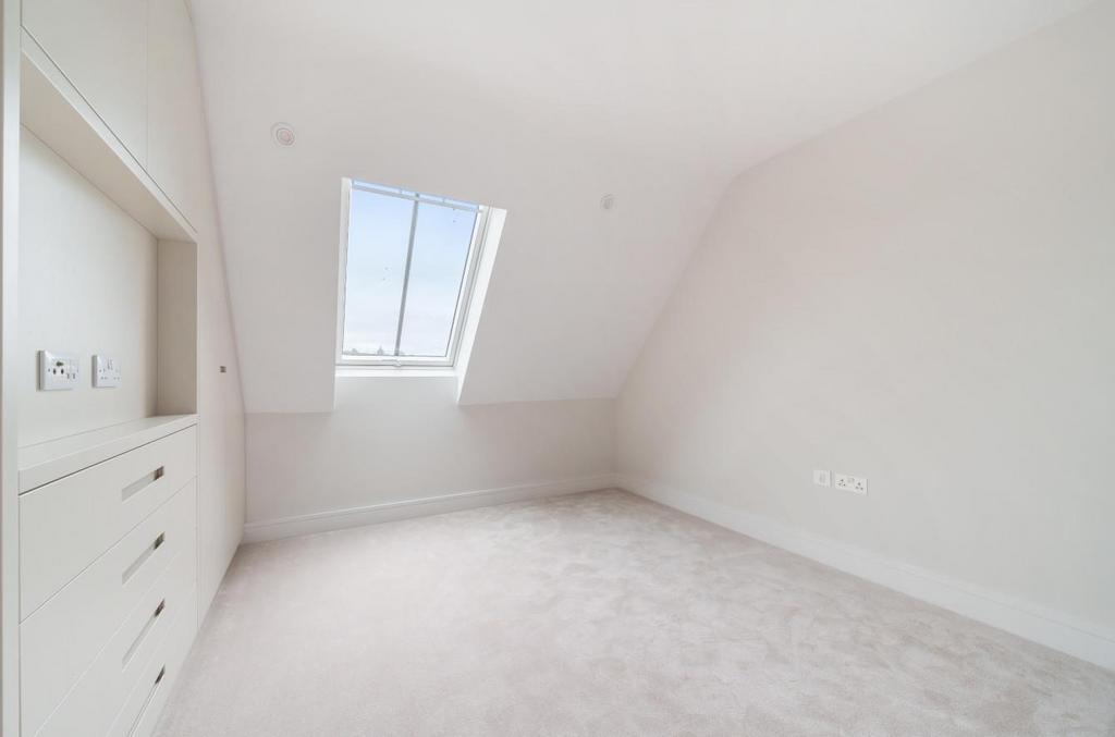 Davidson Frost-Wellings, DFW, Finchley Road, Londo