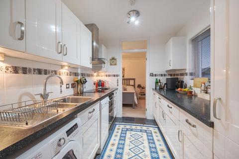 1 bedroom flat for sale, By The Wood, Watford WD19