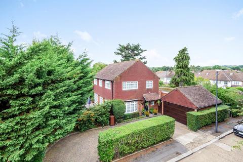 4 bedroom detached house for sale, Links View Close, Stanmore HA7
