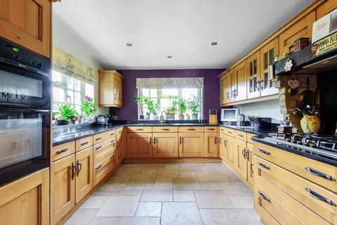4 bedroom detached house for sale, Links View Close, Stanmore HA7