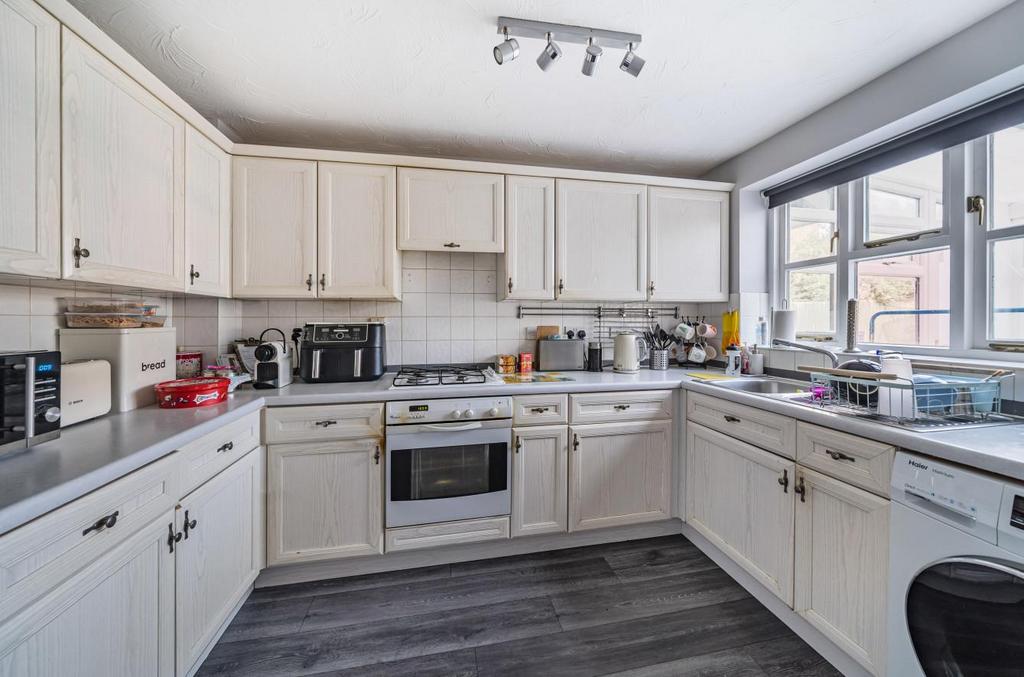 Davidson Frost-Wellings, DFW, Brookmill Close, Wat