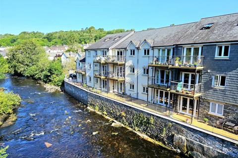 Parkwood Road, Tavistock