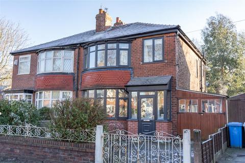 3 bedroom semi-detached house for sale - Kings Road, Firswood
