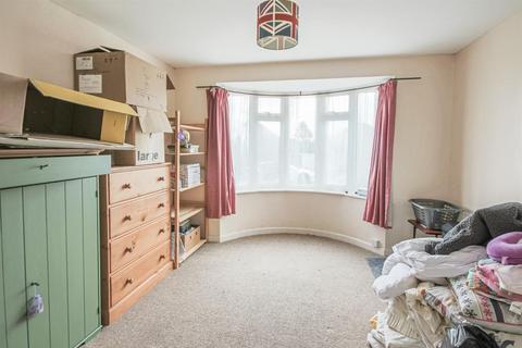 3 bedroom detached bungalow to rent, Green Ridge, Westdene, Brighton