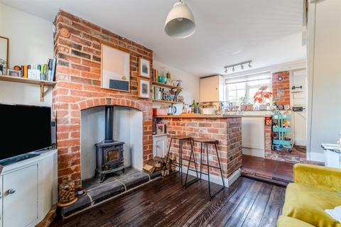 3, Church View Cottages Church Street, Fladbury, Pershore, WR10 2QB