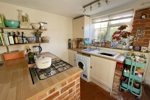 3, Church View Cottages Church Street, Fladbury, Pershore, WR10 2QB
