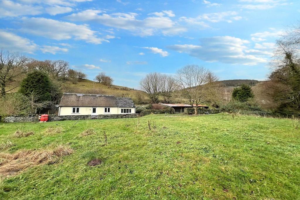 Llanbedr, Crickhowell, NP8 3 bed property with land for sale £450,000