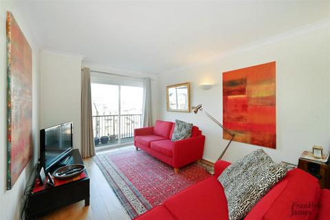 2 bedroom flat for sale, Lockview Court, 67 Narrow Street, E14