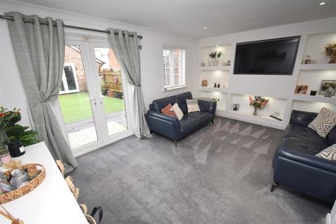 16 Anderby Walk, Westhoughton, Bolton, BL5 3BW