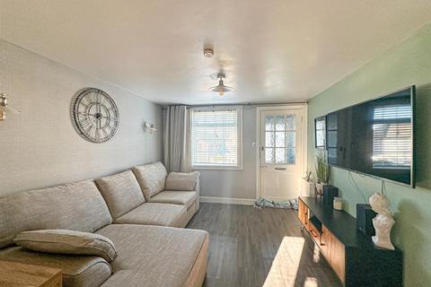 2 bedroom terraced house for sale, Fairlight Road, Hastings