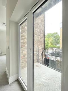 2 bedroom apartment to rent, The Mall, London W5