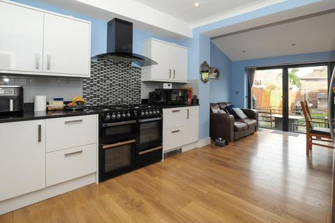 115 Upper Elmers End Road, Beckenham, BR3 3QX