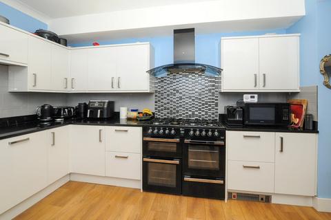 115 Upper Elmers End Road, Beckenham, BR3 3QX